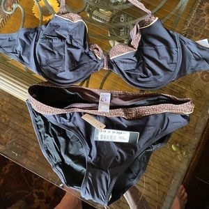 Size 38F halter style bikini top with new size xl bottom